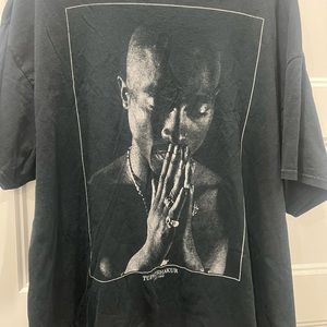 2 Pac t shirt size 2x in great shape.